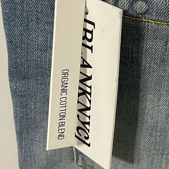 Blank NYC High-Rise Skinny  - Picture 6 of 11